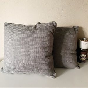 NWOT Gray Accent Throw Pillows
